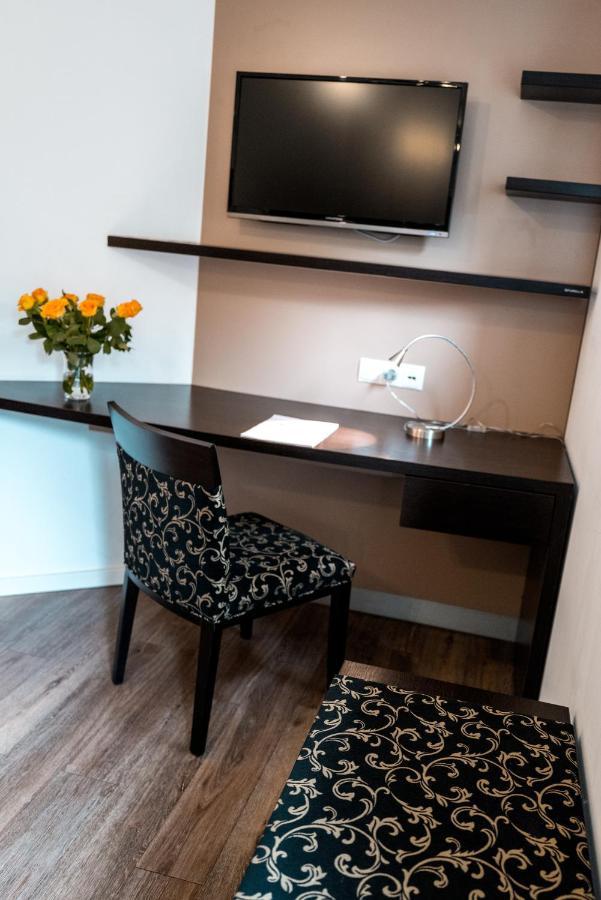 Hotel Restaurant Zur Post Bonn Extérieur photo