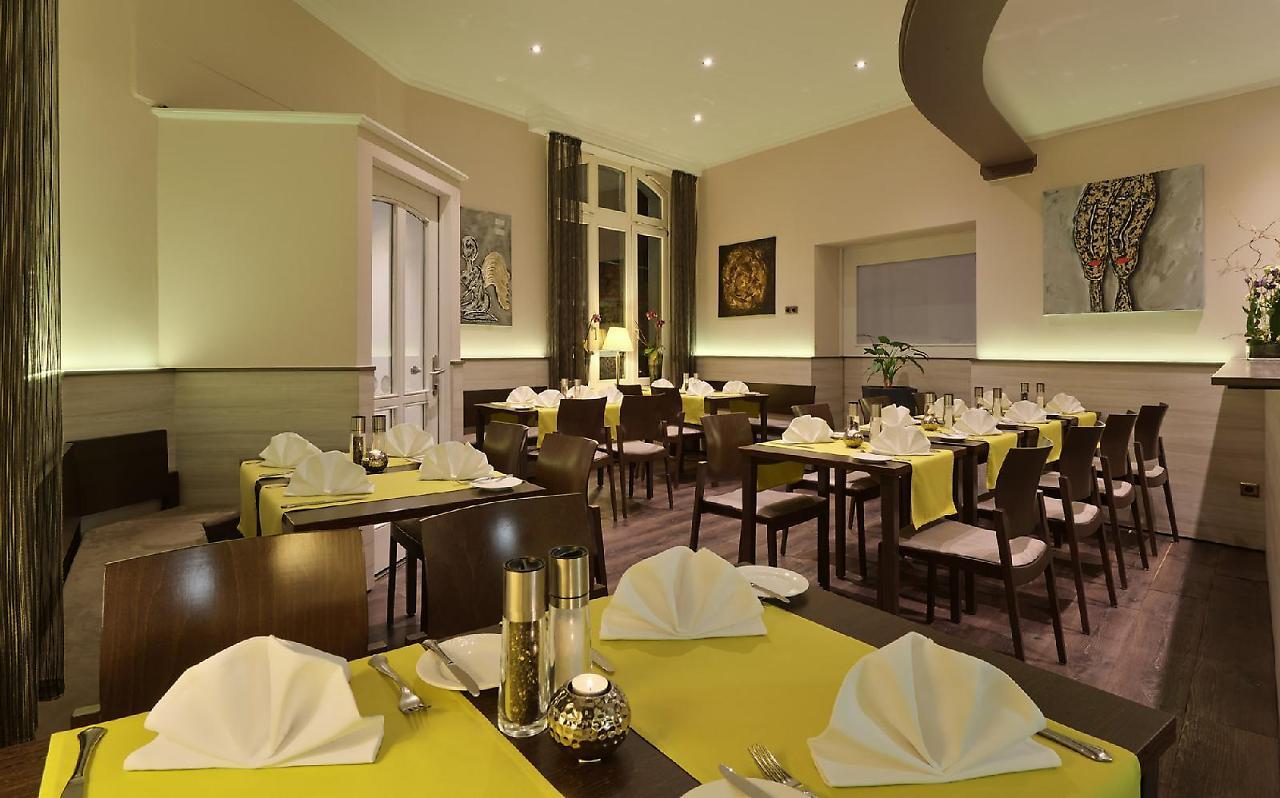 Hotel Restaurant Zur Post Bonn Extérieur photo